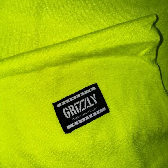 Grizzly Grip tape Safety Reflective Bear Short Sleeve Graphic T-Shirt | Small - Picture 4 of 4